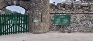 signs at Top and Bottom Lodges